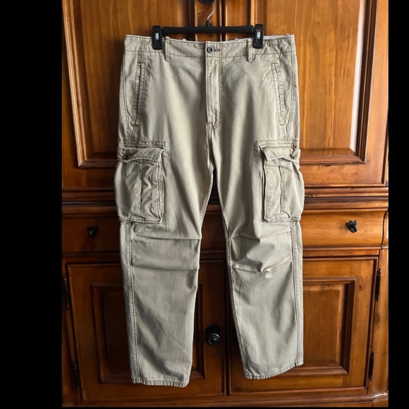 Levi’s beige cargo pants men’s size 34” - Picture 11 of 14